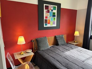 4 bedrooms, iron/ironing board, WiFi - Maison 9 Personnes 4 Chambres A 100 M DE LA Plage (Saint-Hilaire-de-Riez)