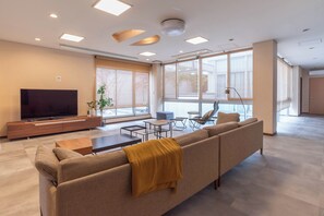 Living area - Bijou Suites AI PREMIUM (Osaka)