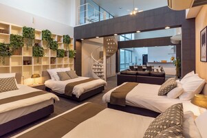 Design Loft, 2 Bedrooms, Non Smoking | Premium bedding, individually decorated, individually furnished