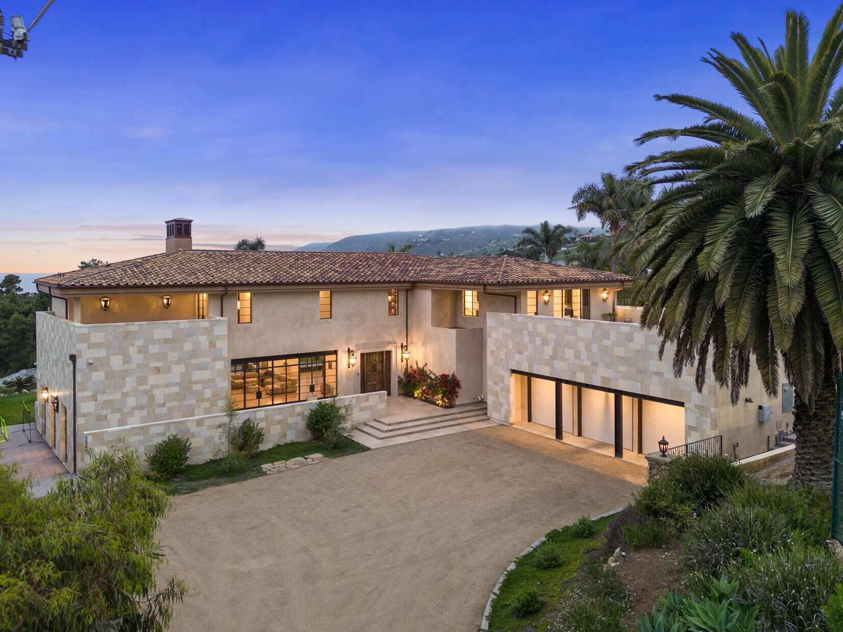 La Fortezza by Stay Awhile Villas
