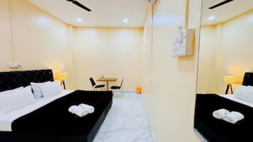 Deluxe Double Room | Free WiFi