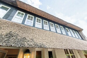 Exterior - Thatch. Sauna. Family. (Keitum)