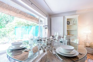 Dining - Thatch. Sauna. Family. (Keitum)