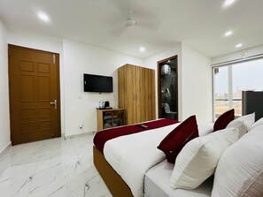Premium Apartment | 1 bedroom, premium bedding, laptop workspace, bed sheets - The Lodgers Studio Apartment Sector 52 (Gurugram)