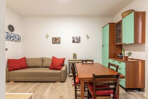 Apartment | Living area