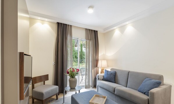 TV - Suite Odyssée 2 - Five Star Holiday House (Saint-Jean-Cap-Ferrat)