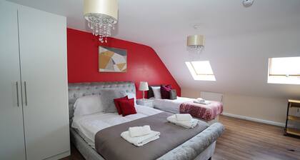 59B Comfortable Home Sleeps 8