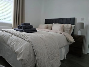 House | 2 bedrooms, iron/ironing board, free WiFi, bed sheets - Perfect Home From Home/heart of Belfast/sleeps 6 (Belfast)