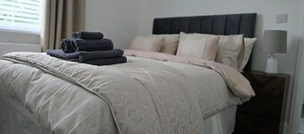 บ้านที่สมบูรณ์แบบจากบ้าน/ใจกลางเมืองเบลฟาสต์/นอนได้ 6 คน