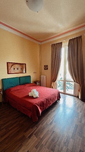 Room, 1 Bedroom, Balcony, City View - Room-viareggio Old Style Sea View (Viareggio)