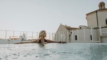 AuĂenpool (je nach Saison geöffnet)