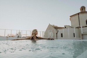 Alberca al aire libre por temporada 