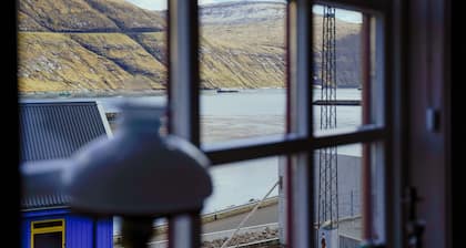 Lovely 4 Bedroom House In Vestmanna