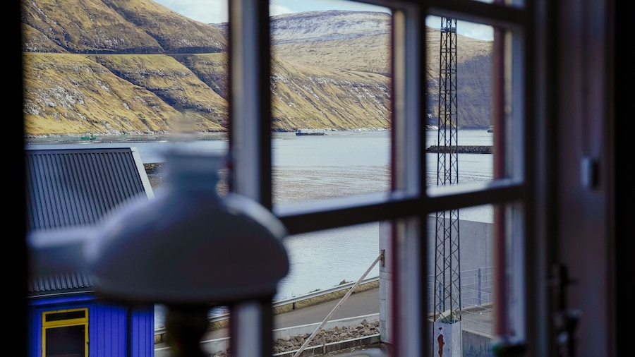 Lovely 4 Bedroom House In Vestmanna