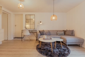 Appartement Standard | Salle de séjour | Télévision