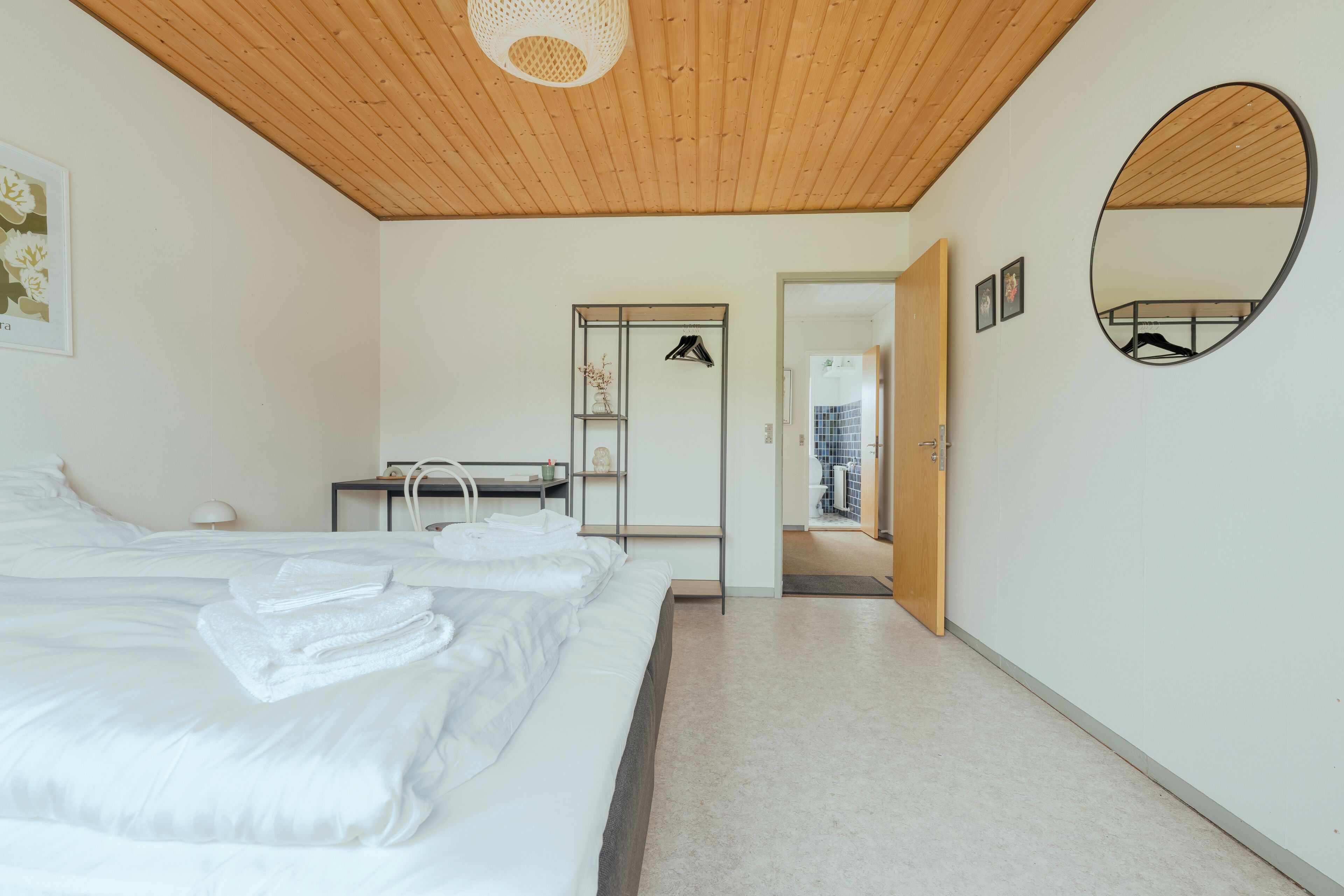 Camera Standard | 1 camera, Wi-Fi gratuito, lenzuola