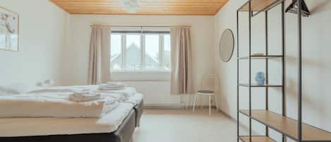 Standard Room | 1 bedroom, free WiFi, bed sheets