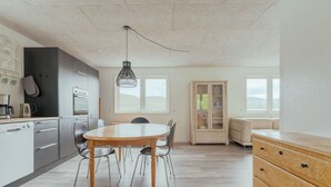 House | Ruang makan