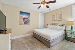 1 bedroom, Internet, bed sheets - Charming 1 Bedroom Flat with Resort Amenities (North Myrtle Beach)