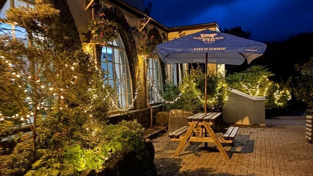 Front of property - Royal goat hotel (Caernarfon)