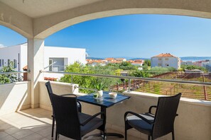 House | Terrace/patio - Sunshine Holiday Home (Kastela)