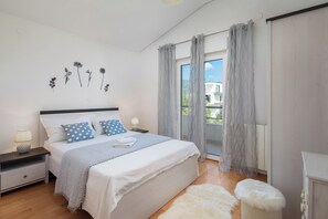 独立别墅 | 4 多间卧室、特色装修、特色家居、遮光窗帘