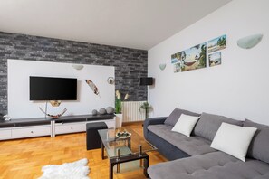 獨棟房屋 | 起居區 | 電視遊樂器