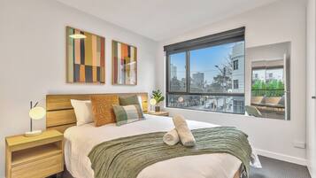 2 bedrooms, desk, iron/ironing board, travel cot