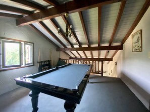 Game room
