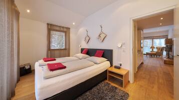 Superior Apartment | Premium bedding, in-room safe, individually furnished, desk