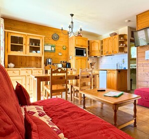 TV - Z-Chalet Mitoyen 6B., Z-Chalet Mitoyen 6B. (Mont-Saxonnex)