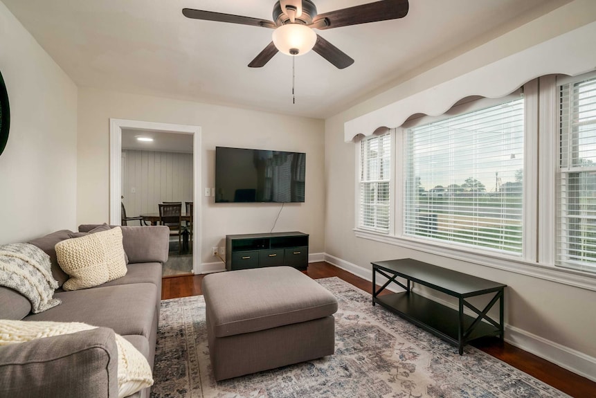 Red Brick Ranch- 2.3 Miles To Ua- Fenced Backyard - Tuscaloosa