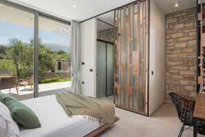2 chambres, fer et planche Ă repasser, Wi-Fi, draps fournis