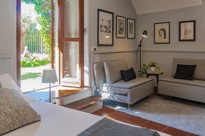 Condo | Living area