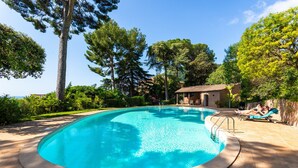 Pool - VILLA LA PETITE RESERVE VI4416 By Riviera Holiday (Eze)