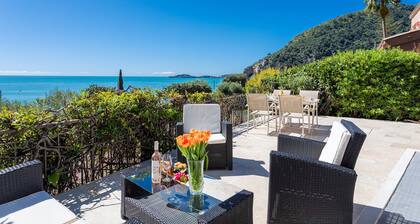 VILLA LA PETITE RESERVE VI4416 By Riviera Holiday