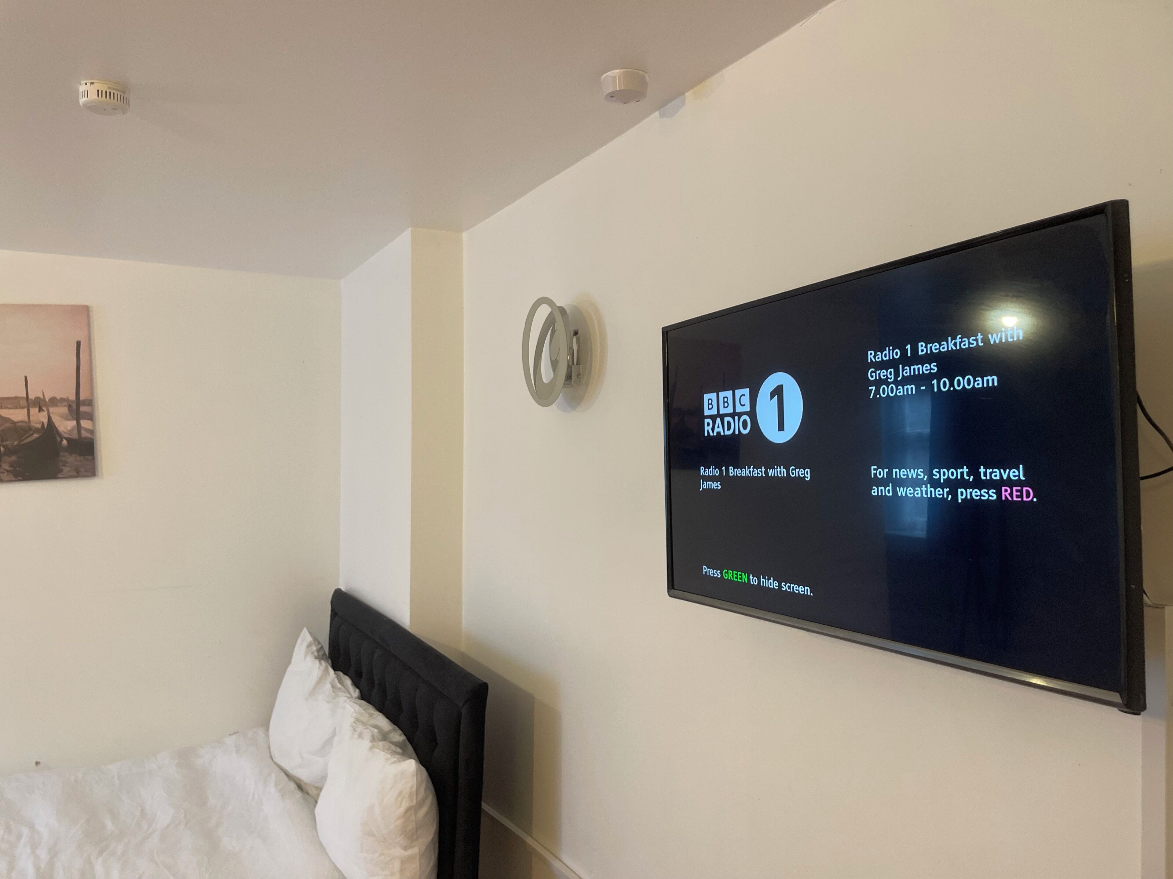 4 chambres, fer et planche à repasser, Wi-Fi gratuit, draps fournis
