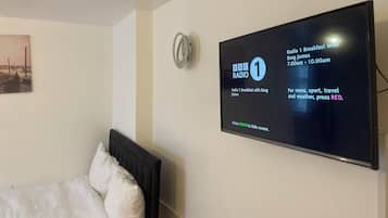 4 chambres, fer et planche à repasser, Wi-Fi gratuit, draps fournis