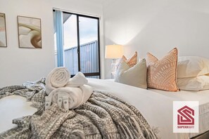 3 bedrooms, iron/ironing board, travel crib, free WiFi