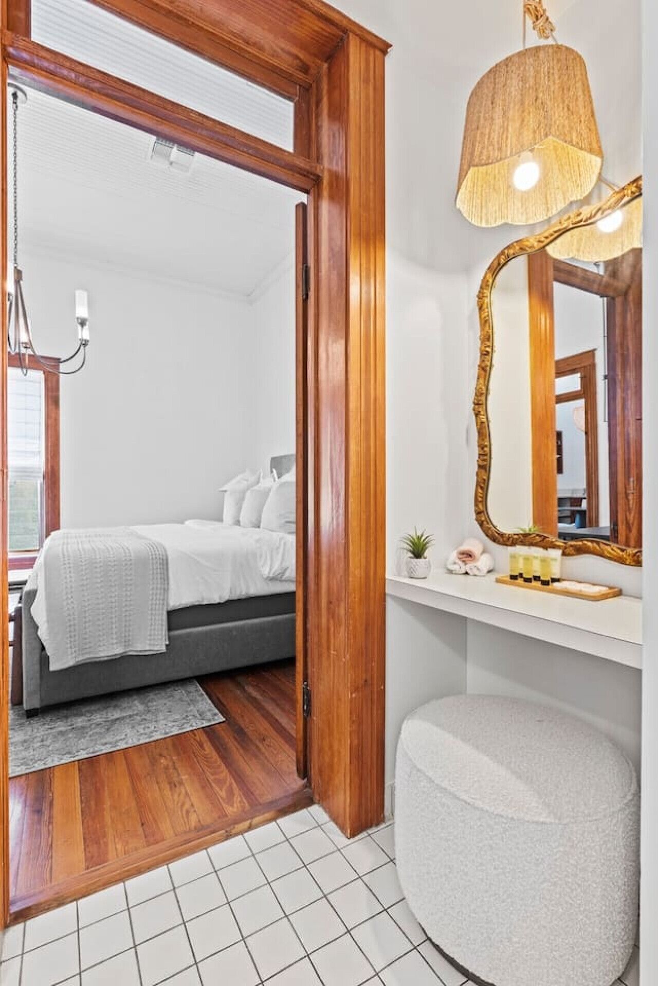 3 bedrooms, desk, iron/ironing board, WiFi