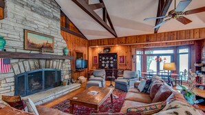 House, Multiple Beds, Patio, Mountain View (Celestial View) | Living area | Fireplace - Celestial View (Blowing Rock)