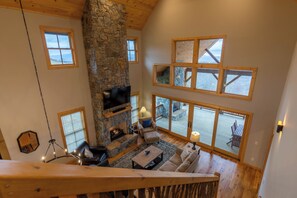 Maison, plusieurs lits, patio, vue montagne (Constellation Prize at Monteagle) | Coin séjour