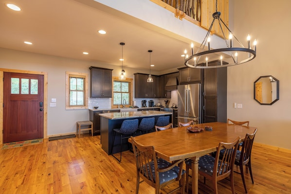 House, Multiple Beds, Patio, Mountain View (Constellation Prize at Monteagle) | Dining - Constellation Prize at Monteagle (Banner Elk)