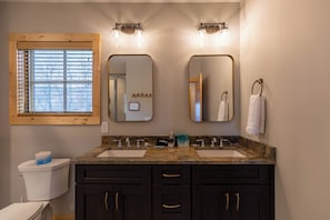 House, Multiple Beds, Patio, Mountain View (Constellation Prize at Monteagle) | Bathroom | Designer toiletries, towels, toilet paper - Constellation Prize at Monteagle (Banner Elk)