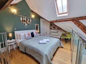 3 soverom, strykejern/-brett, wi-fi og sengetøy