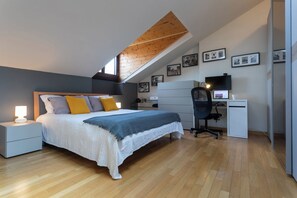 Tabla de planchar con plancha y wifi gratis 