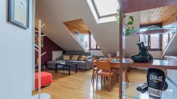 Condo | Living area | 35-inch TV with digital channels