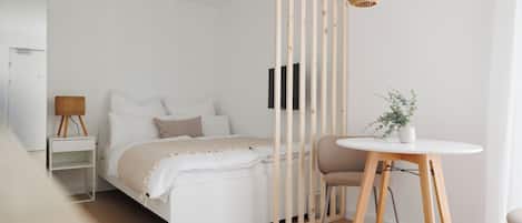 1 غرفة نوم ومكواة/لوح كي وواي فاي مجانًا وملاءات أسرّة