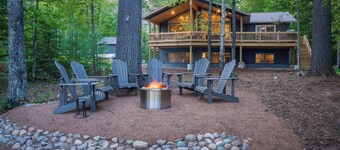 NEW Construction Lake House with Paddle Boards, Kayaks, Shuffleboard & More!