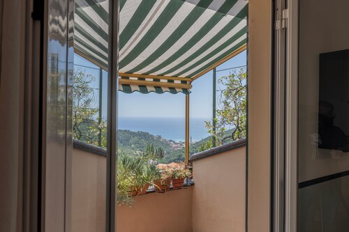 Emma House, Terrace and Sea View, Moneglia